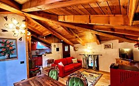 La Maison De Julie