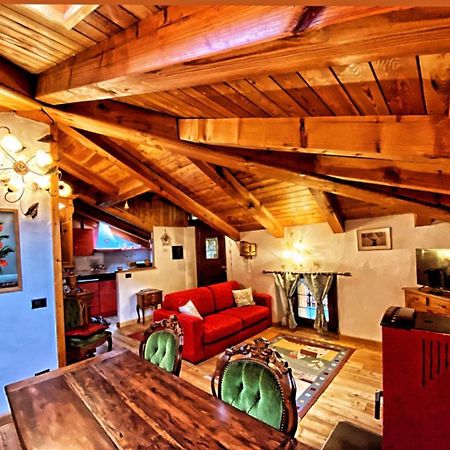 La Maison De Julie Pré-Saint-Didier Esterno foto