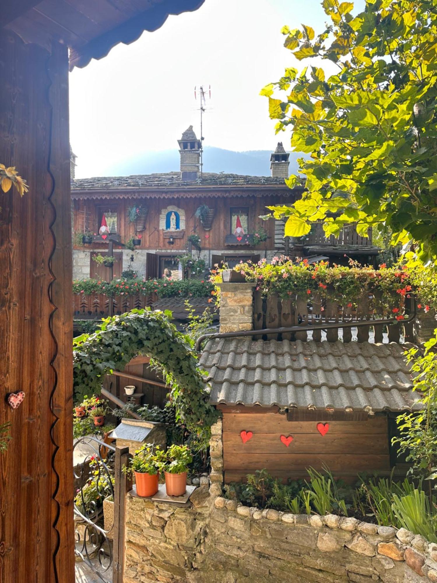 La Maison De Julie Pré-Saint-Didier Esterno foto