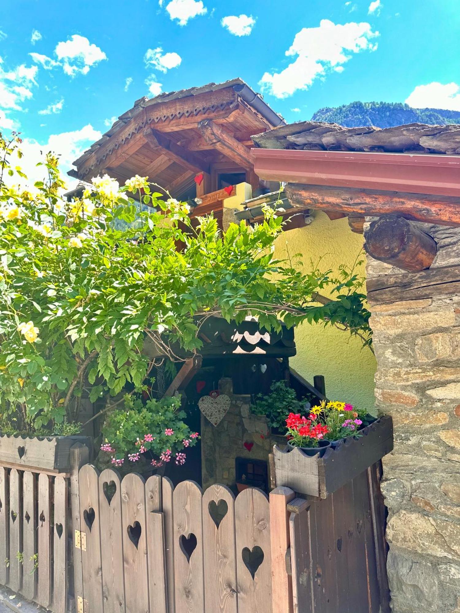 La Maison De Julie Pré-Saint-Didier Esterno foto