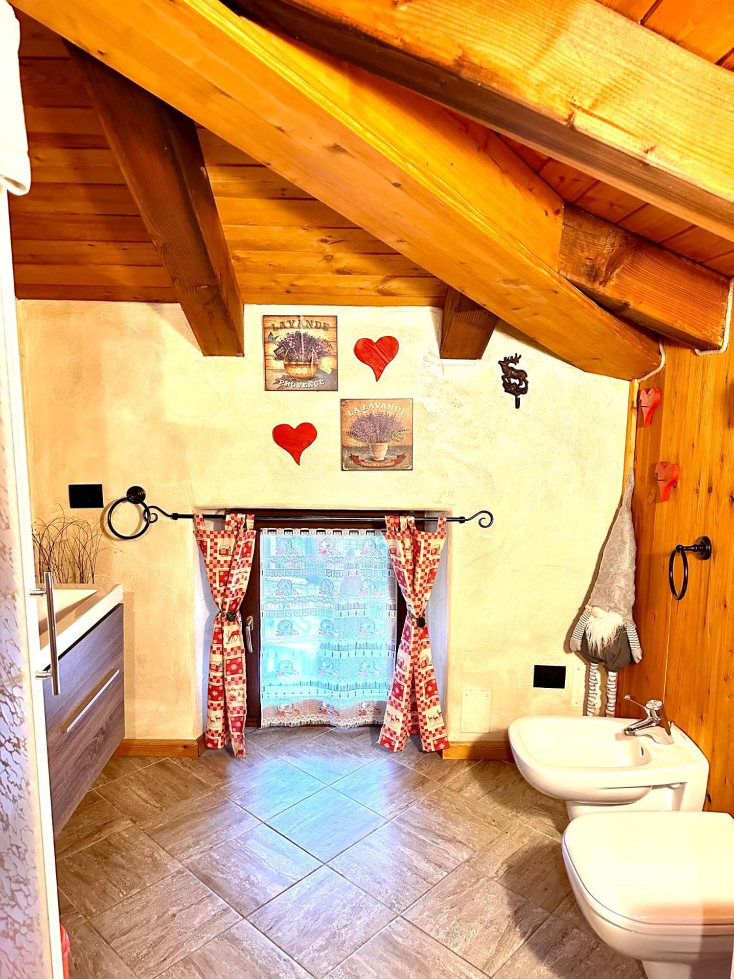 La Maison De Julie Pré-Saint-Didier Esterno foto