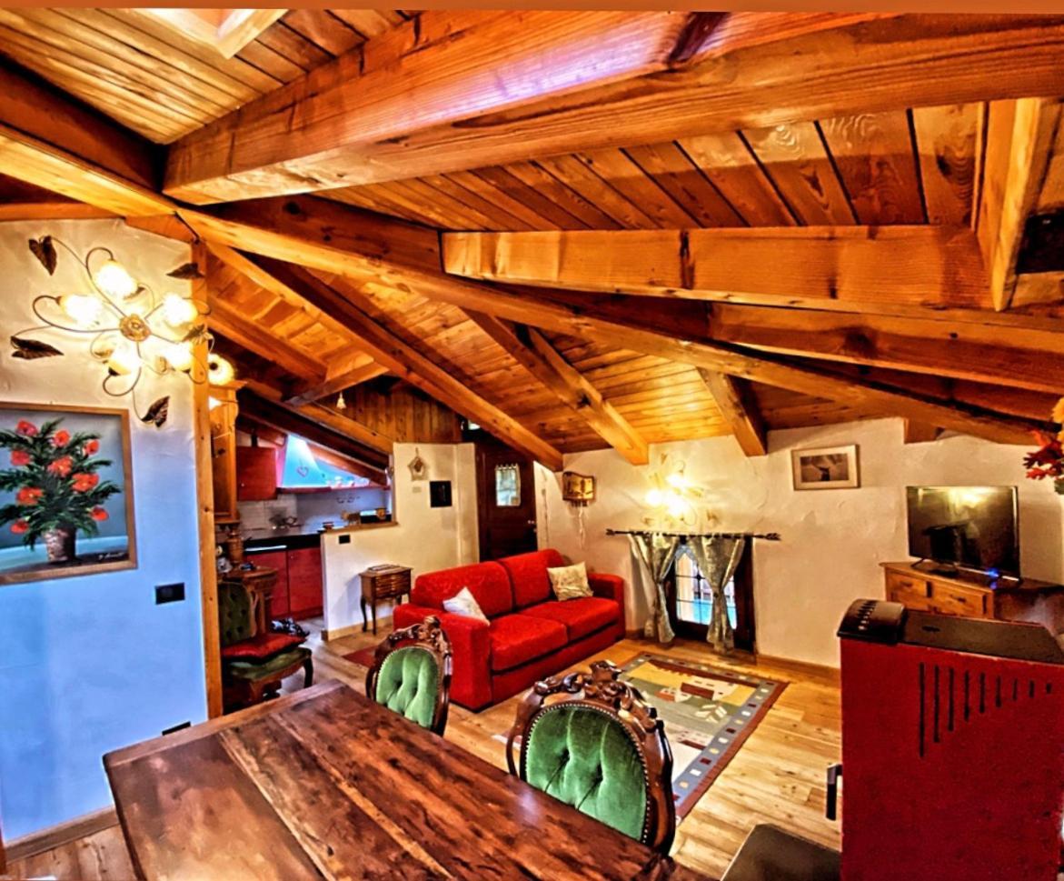 La Maison De Julie Pré-Saint-Didier Esterno foto